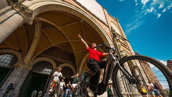 Amsterdam sightseeing tour by e-bike
