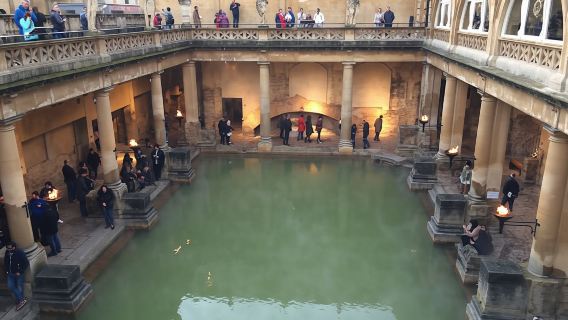 Private tour of Stonehenge and Bath from London