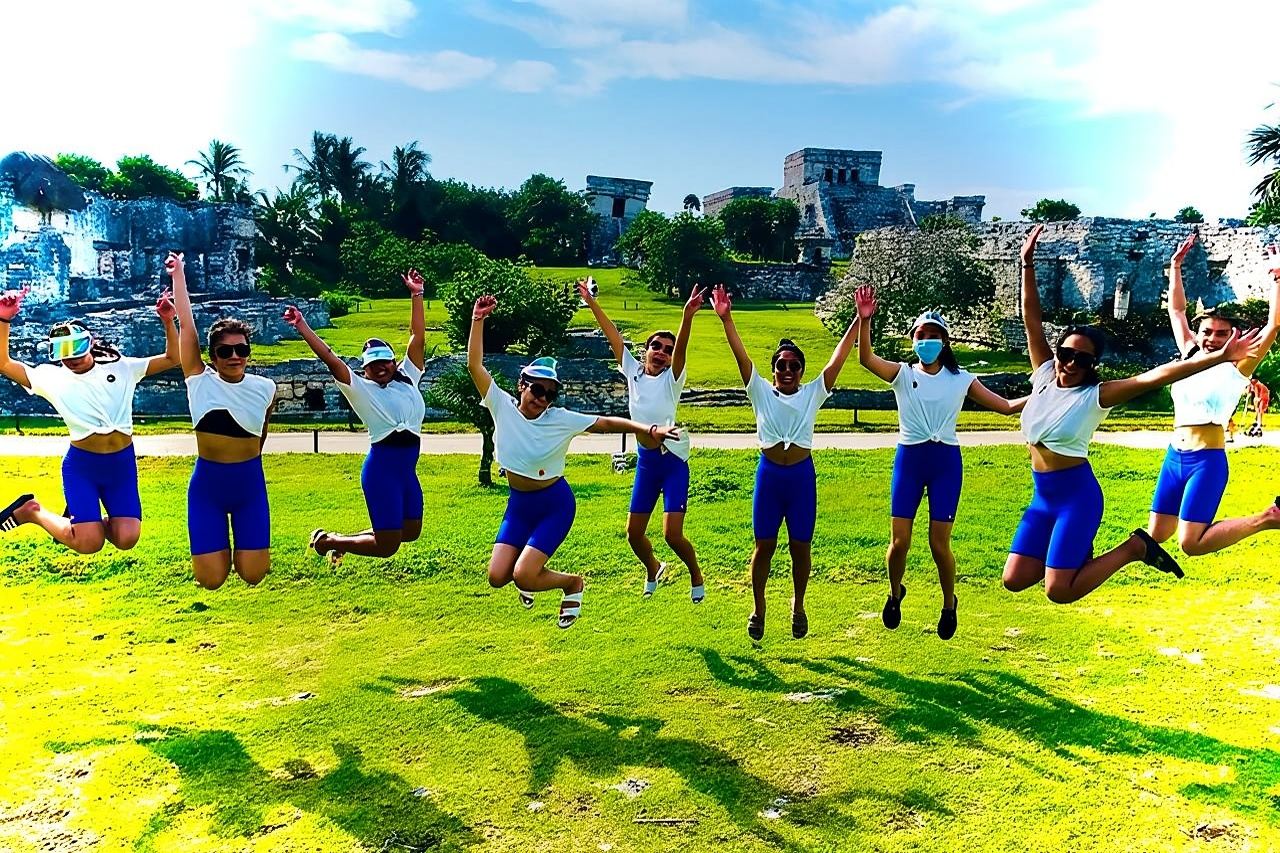 ทัวร์ส่วนตัว Tulum – ซากปรักหักพัง, Cenote Xunaan Ha และ Taak Bi Ha