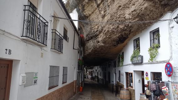 Tour 1 ngày từ Malaga Tây Ban Nha đến Ronda + làng đá Setenil