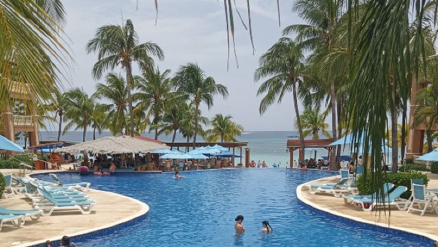 Infinity Bay Resort - Bronze Pacakge