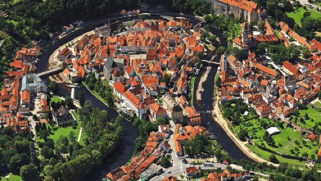 Tour giornaliero completo a Český Krumlov da Praga e ritorno