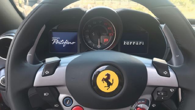 Uji Coba Ferrari Portofino di Maranello dengan Video Termasuk