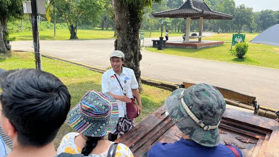 Yogyakarta: Borobudur (Garantie-Aufstiegsticket) und Prambanan