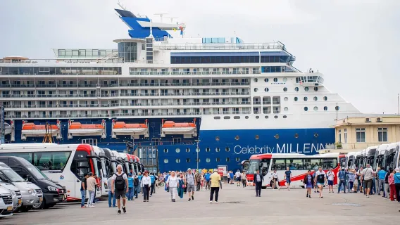 Shore Excursion To Da Nang-HoiAn/Hue From Chan May Port !