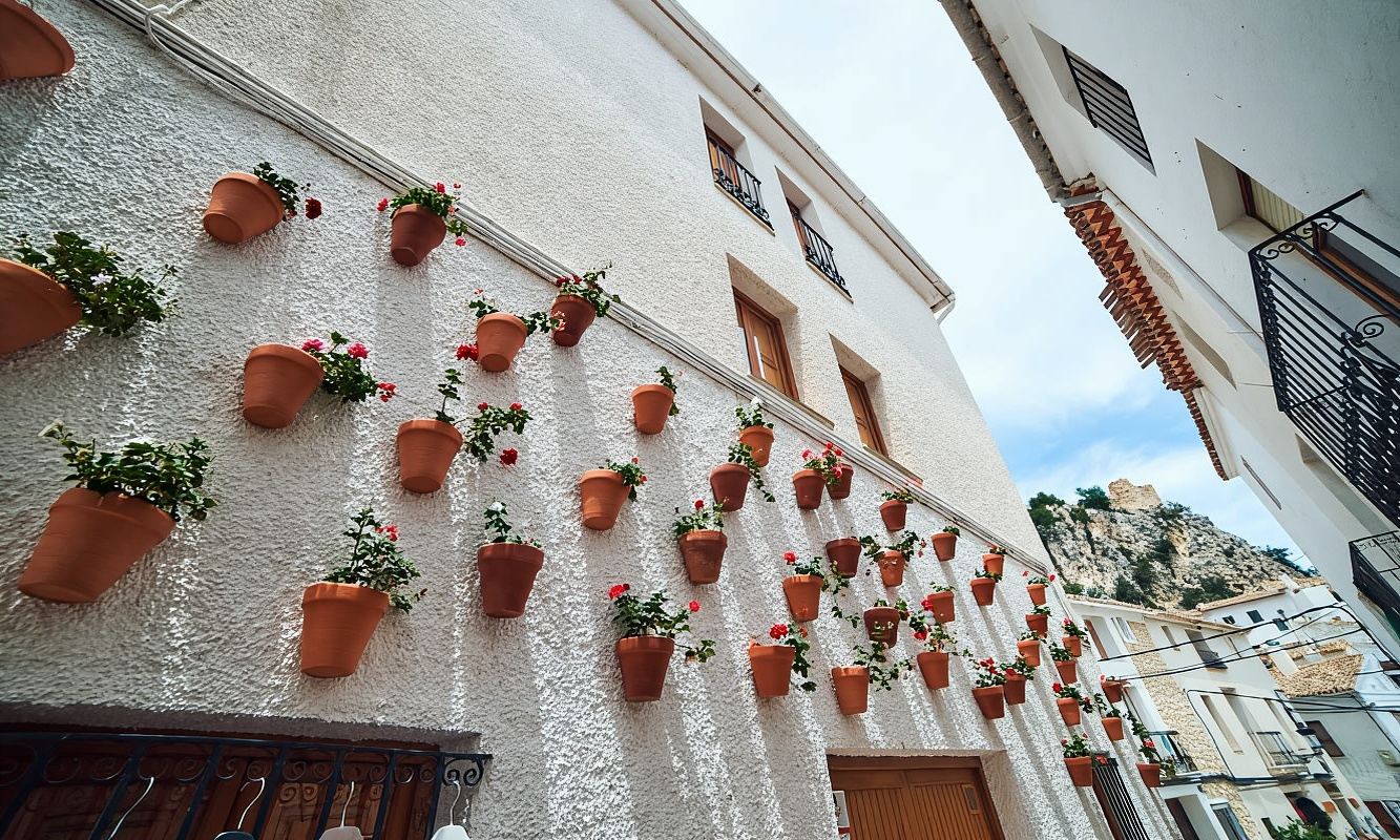 Vanuit Benidorm: Guadalest, Altea en toegangsticket voor de watervallen van Algar