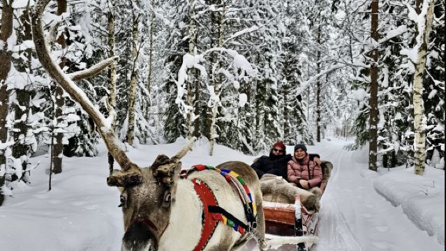 芬蘭羅瓦涅米歐納斯山-聖誕老人村可定制【中文專車-悅享旅程】