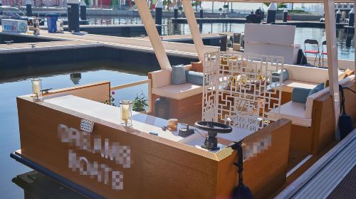 Dream Boat Floating Cafe in Dubai 8