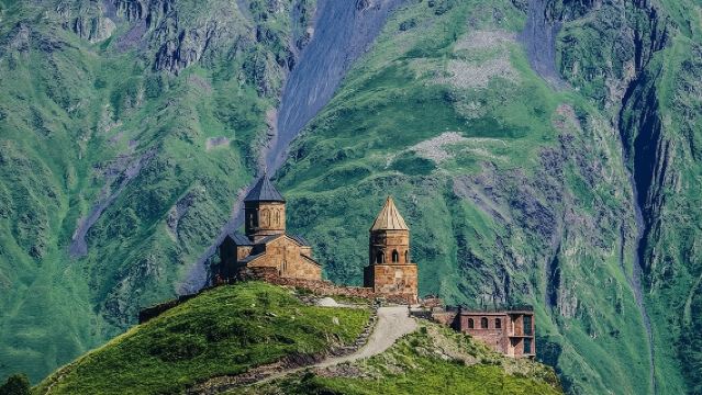 Ananuri Fortress Complex + Russia-Georgia Friendship Monument + Mt Kazbek + Gergeti Trinity Church