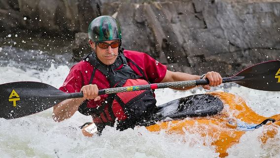 Kayaking2 Hours [White Water Rafting in Kitulgala]