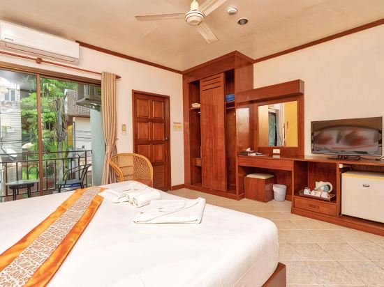 Sai Rougn Residence Room Type - Standard Room (Balco Street View)
