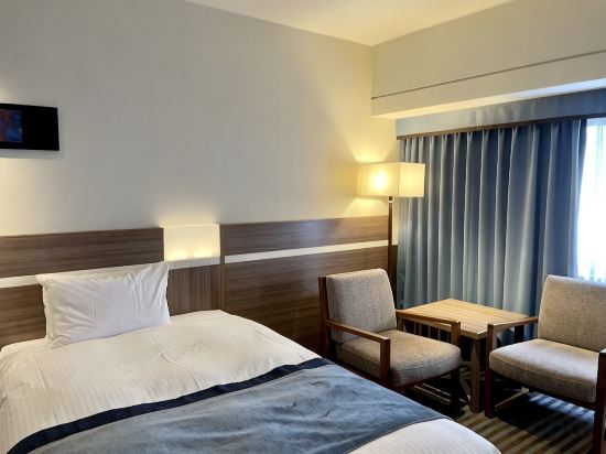 Kobe Portopia Hotel Room Type - Superior Small Double Room - Non Smoking Kobe Portopia Hotel Room Type - Superior Small Double Room - Non Smoking