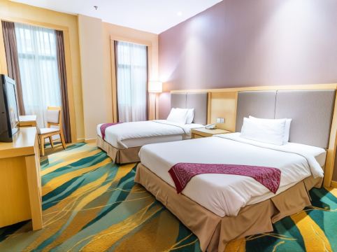 Imperial Palace Hotel Room Type - Standard Twin Room