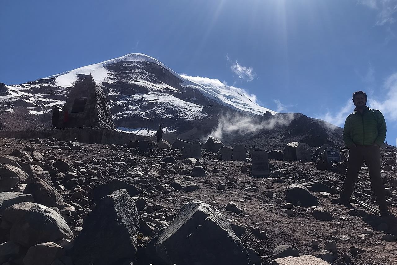 Tur Sehari Gunung Berapi Chimborazo dan Laguna Condor Cocha