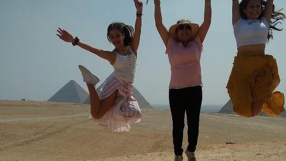 ทัวร์วัน แบบรวมทุกอย่างไปยังพีระมิดกิซ่า พิพิธภัณฑ์อียิปต์ และเรือเฟลุกกา