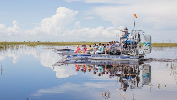Tour diurno di 40 minuti in airboat al Sawgrass Recreation Park