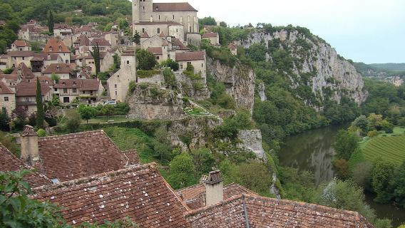 Private sightseeing tour from Toulouse to St Cirq LaPopie and  Pech Merle Cavern