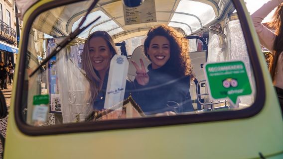 Tour guidato privato di 3 ore a Lisbona in Tuk Tuk
