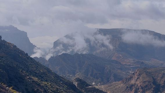lawatan sehari penuh Kumpulan Nizwa dan Green Mountain