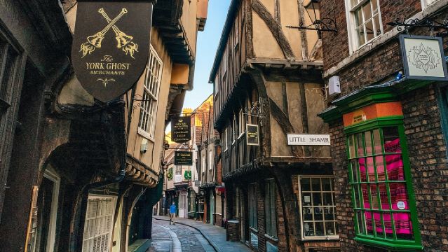 Tour a pie de brujas e historia de York