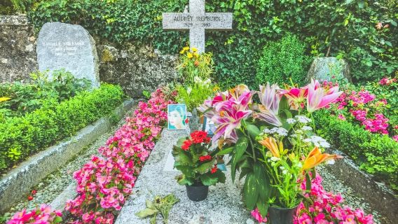 奧黛麗赫本之墓+卓別林雕像+大叉子+依雲水源【悼念赫本之旅】