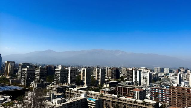 Perkhidmatan penterjemah profesional di seluruh Chile, temanan pelancongan, pemandu pelancong, penterjemah pameran, lawatan perniagaan dan rundingan, lawatan bebas dengan sambutan tempatan, dan penyesuaian peribadi eksklusif.