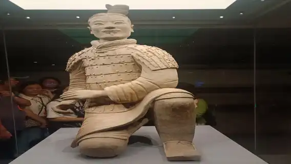 西安秦始皇兵馬俑博物館門票+精品小團人員導覽【含門票丨2-12人小團丨可選場次丨可選英文版丨資深老師導覽