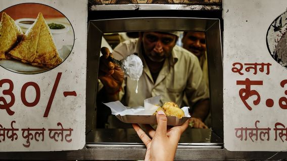 Lawatan Makanan Bombay Express Mumbai dengan 15+ Rasa