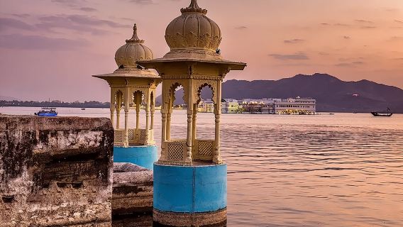 Full-Day Private Udaipur Three wheeled Tuk Tuk Sightseeing