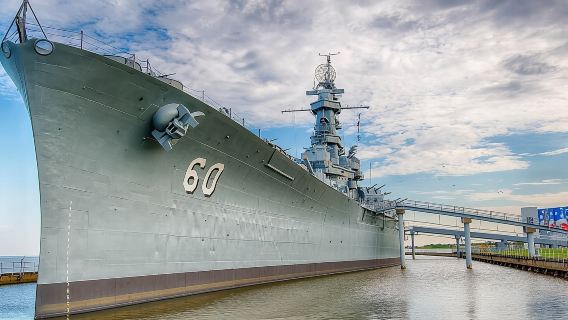 Entrada al Parque Conmemorativo del Acorazado USS Alabama