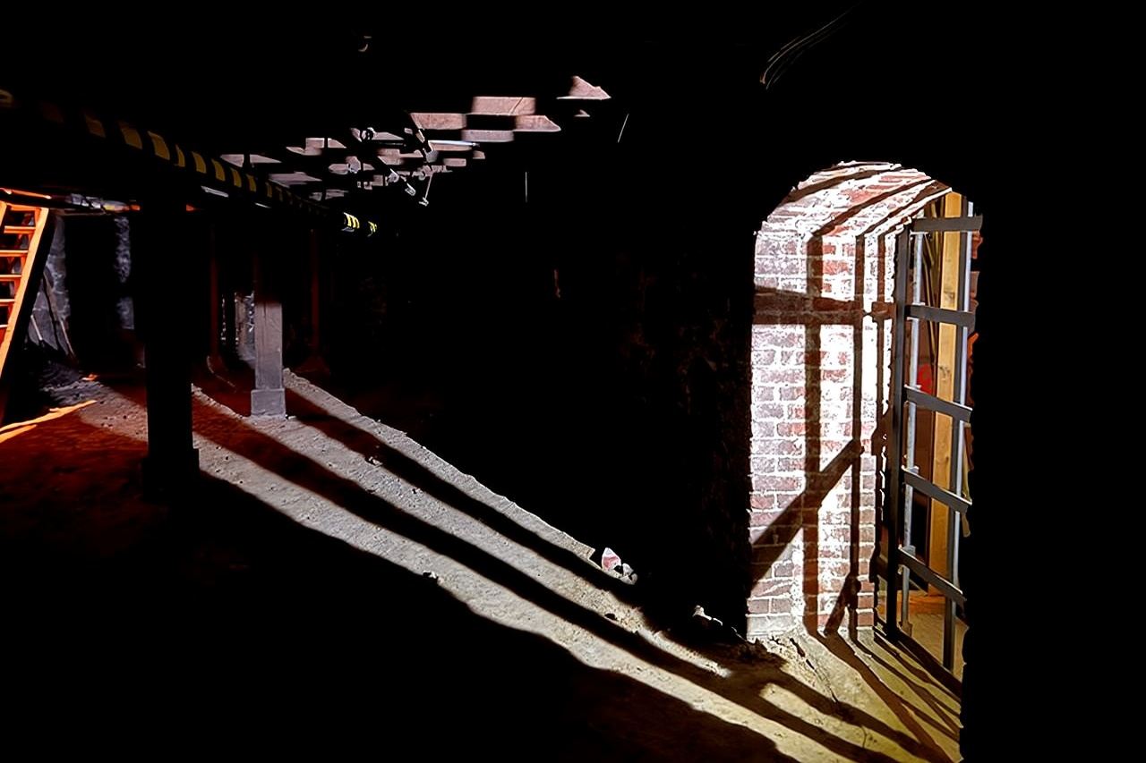 ทัวร์อุโมงค์ใต้ดินเซี่ยงไฮ้สุดหลอนพร้อมชิมเบียร์