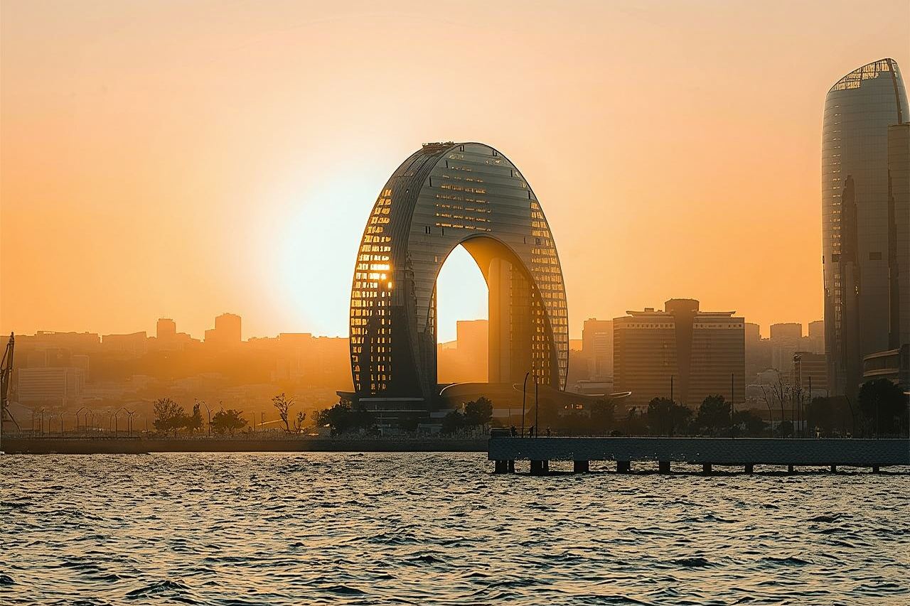 바쿠 시티 투어, 가이드, 바쿠에서의 하루 종일 투어