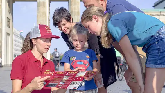 Big Bus Berlin Hop-On Hop-Off Sightseeing Tour & Currywurst