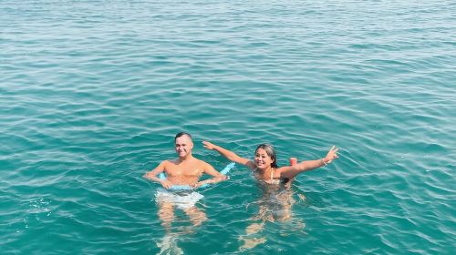3Hrs private cruise Sea escape: Swim! Tan! Sightsee! 8