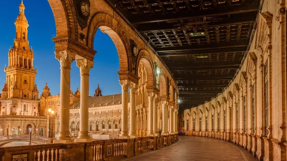 스페인 + 세비야 왕궁 + 히랄다 탑 + 세비야 예술 및 전통 박물관