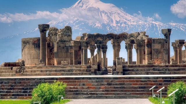Private tour to Echmiadzin (st Cathedral), Zvartnots, Khor Virap, Garni, Geghard