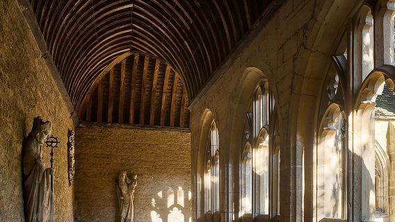 Harry Potter Walking Tour of Oxford Including New College