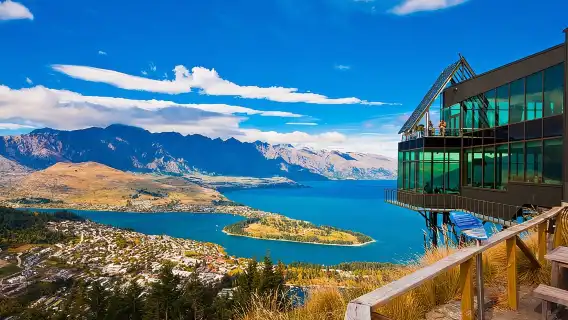Christchurch to Queenstown via Lake Tekapo and Mt Cook (1 way)