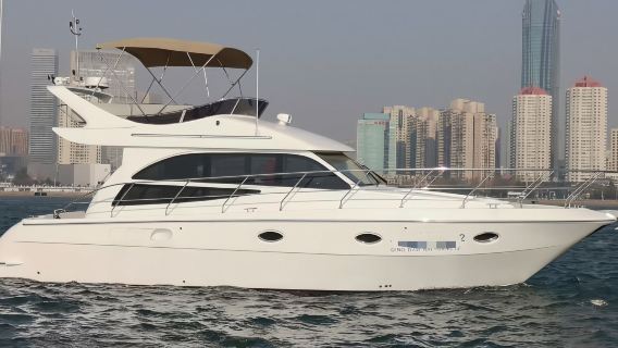 Qingdao yacht charter: Rent a 42ft luxury yacht in Qingdao for an unforgettable maritime experience, including fishing and sightseeing on the open sea.