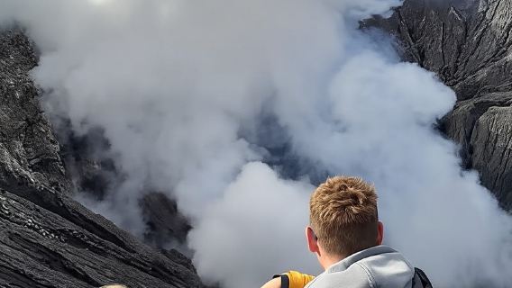 Start From Surabaya: Mount Bromo Sunrise Shared Guided Tour
