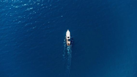 從斯普利特出發：藍色潟湖和 3 島遊船之旅