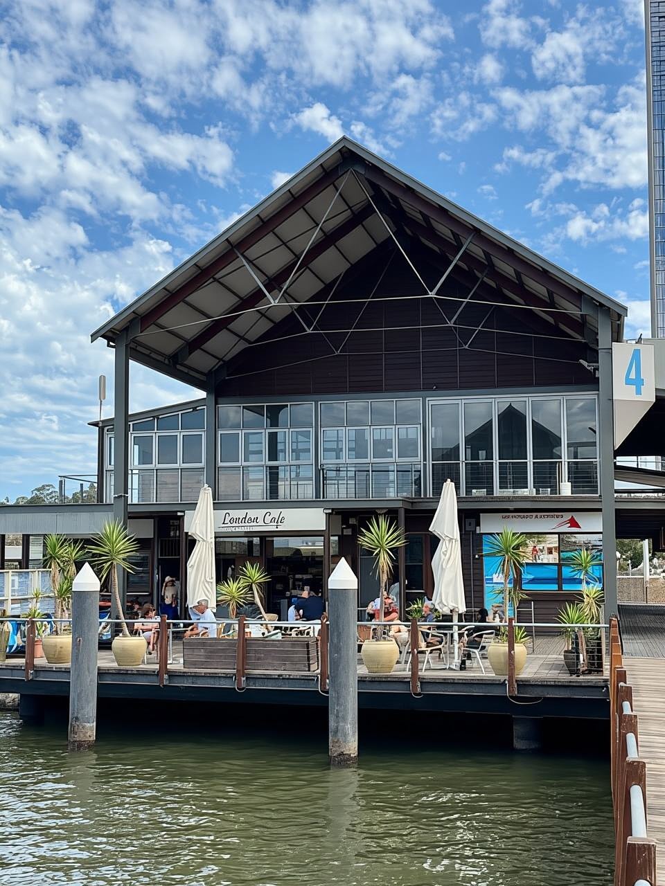 From Perth: Full-Day Guided Sightseeing Tour