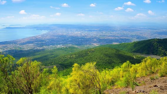 Mount Vesuvius Tour from Pompeii