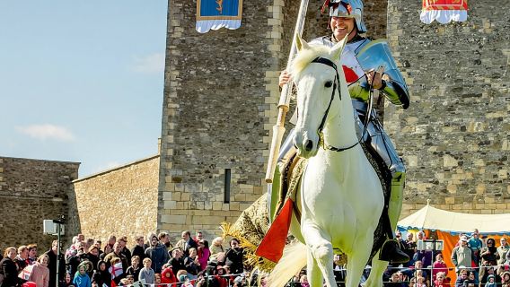 London: Katedral Canterbury, Kastil Dover, dan White Cliffs