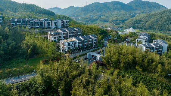 兩日兩次|雲上草原溫泉滑雪+安吉雲上草原雲山境度假酒店1晚