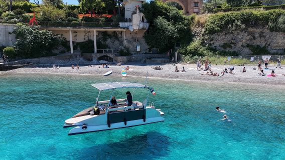 Exclusive Tour on a Solar Powered Boat - Private Group