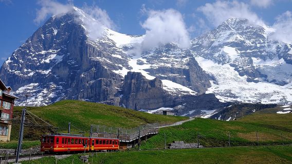 Jungfraujoch Top of Europe and Region Private Tour from Basel