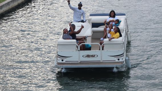 Crociera di lusso in barca sul canale - Fun Things Durban Ushaka