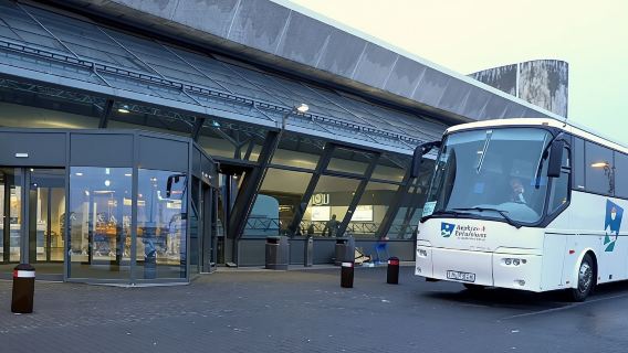 冰島「凱夫拉維克國際機場KEF - 雷克雅維克市區」機場巴士接駁【多出發班次可選+超高性價比之選】