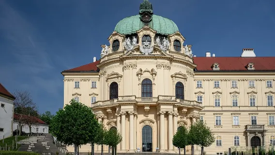 3 Castles and Wine Private Day Trip in Danube Valley from Vienna